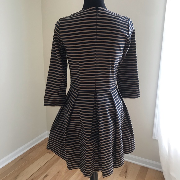 Gap Black and Tan Striped Dress - Size 4 - Picture 5 of 9